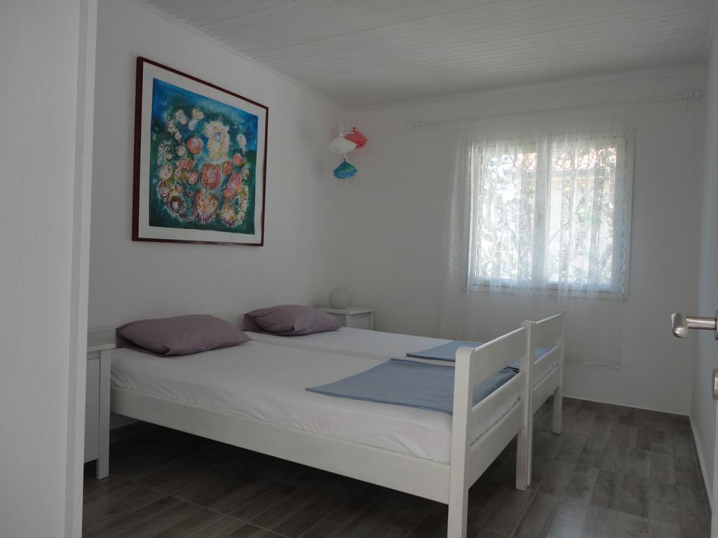 Apartment Rados Нин Екстериор снимка