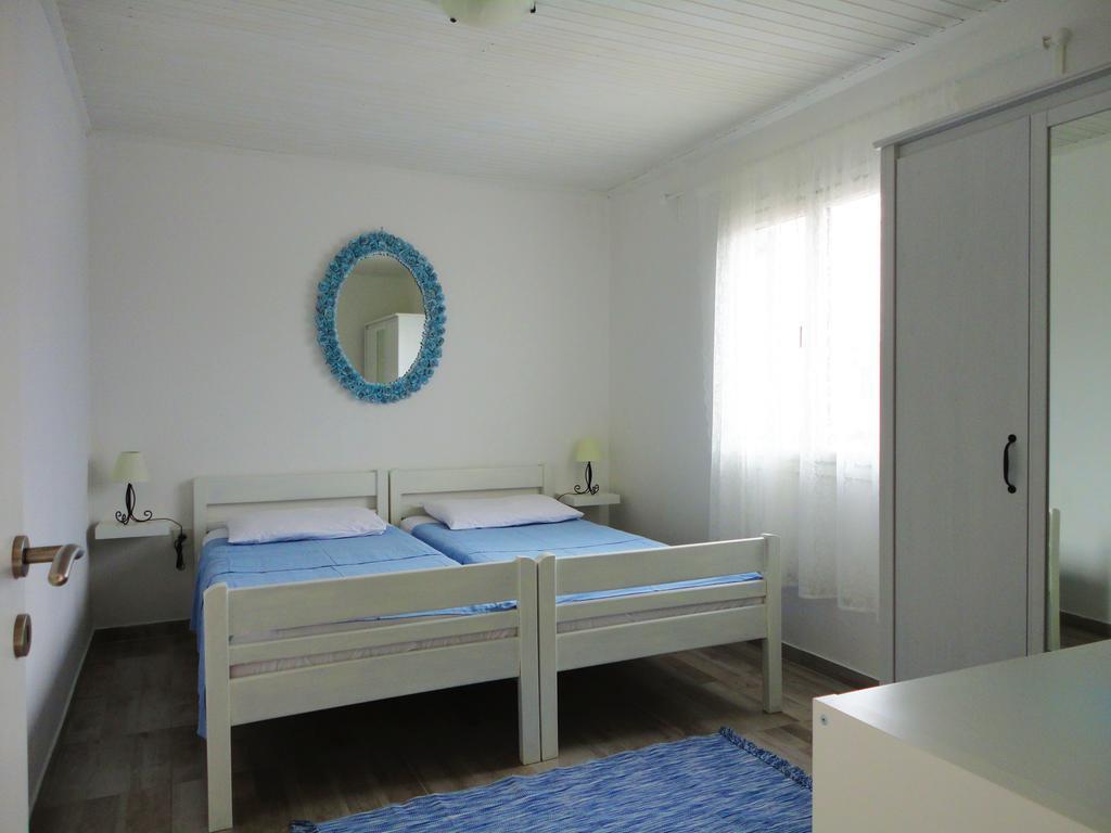 Apartment Rados Нин Екстериор снимка